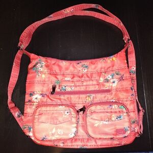 lug Zipliner in Bouquet Red